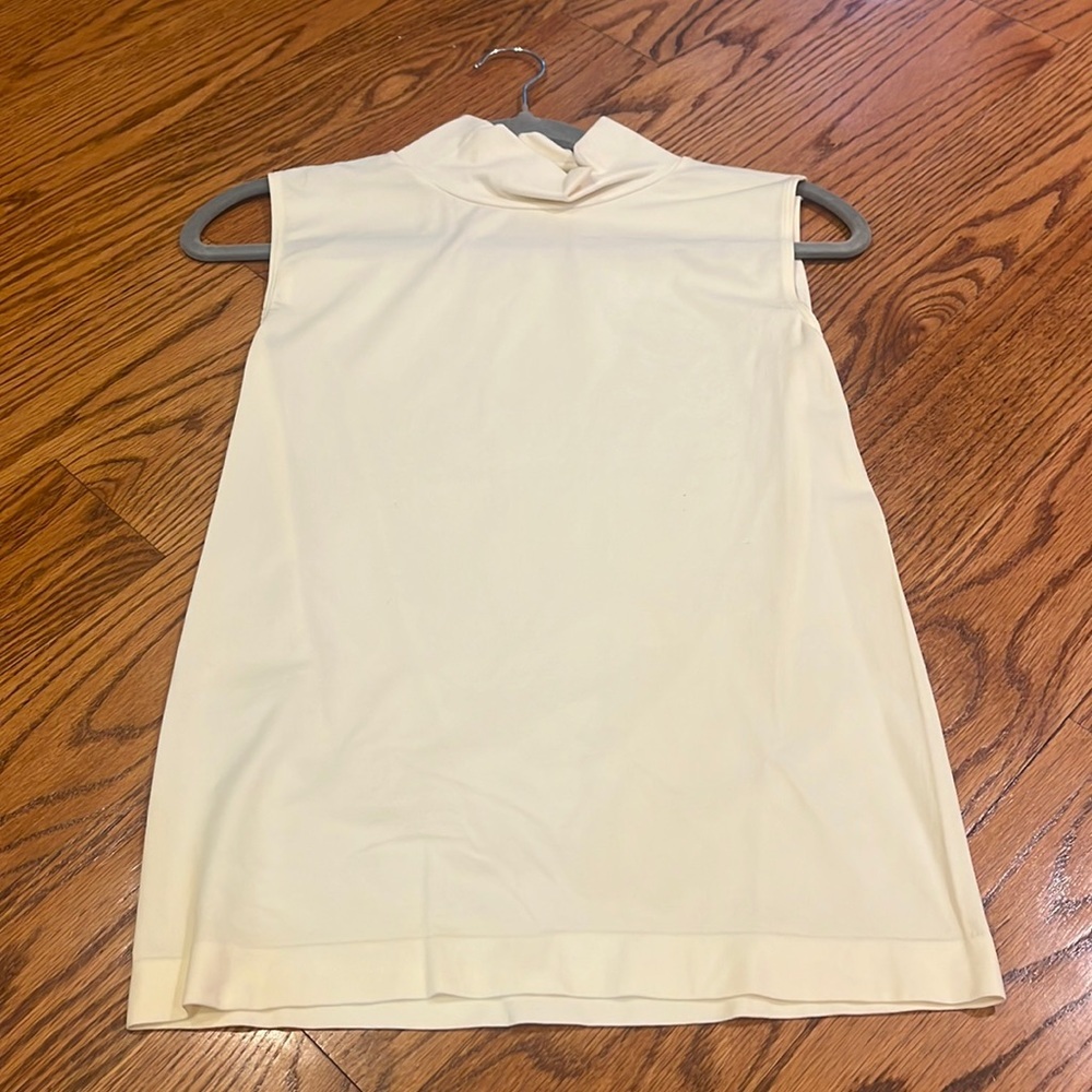 Metria Woman’s Cream Sleeveless High Neck Top Size L